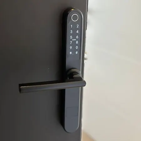 Day Young Life 55qm, Carport Wifi 아파트 뉘른베르크