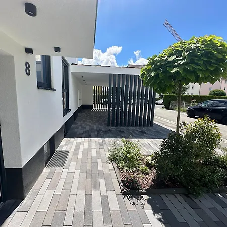 Day Young Life 55qm, Carport Wifi Norimberk